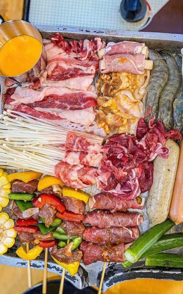 Đi picnic nướng gì ngon? Gợi ý món nướng dã ngoại hấp dẫn