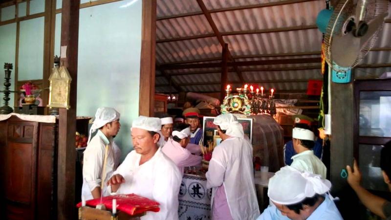 Tang lễ miền Nam