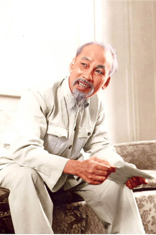 20+ mẩu chuyện ngắn về Bác Hồ ý nghĩa, cảm động và dễ nhớ