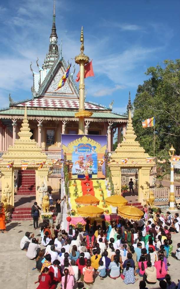 Tết Chol Chnam Thmay của người Khmer là gì? Ý nghĩa và phong tục đặc sắc