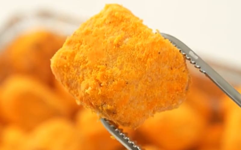 Món ăn hoàn thiện vàng giòn, thơm béo hấp dẫn