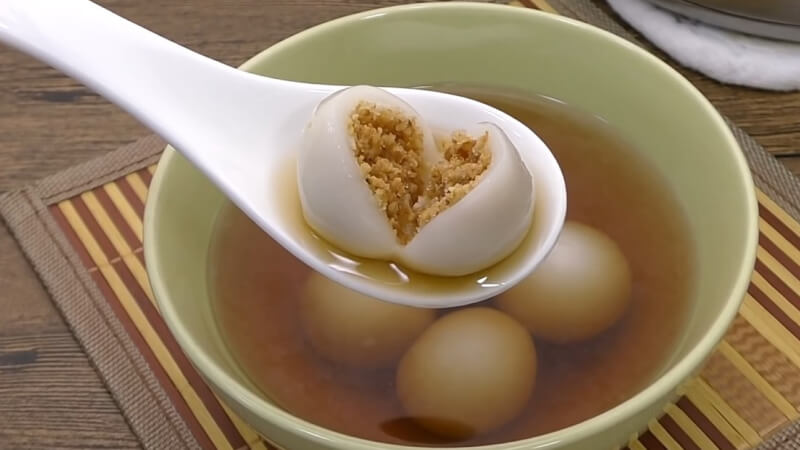 Nước trong mang ý nghĩa của sự thanh khiết