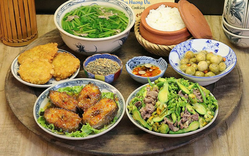 Rau giải nhiệt nên ăn vào thời điểm nào?