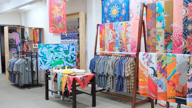 Các loại khăn lụa phổ biến hiện nay