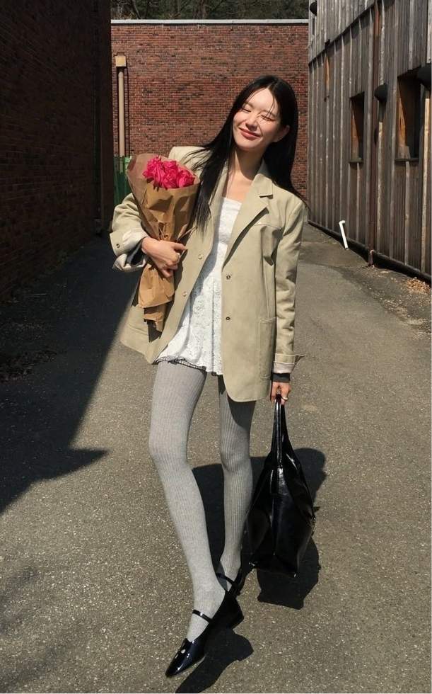 Cách phối đồ với giày Mary Jane đế thấp đẹp, trẻ trung và dễ ứng dụng