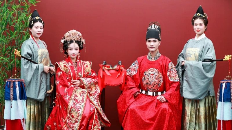 Bắt nguồn từ lễ giáo thời nhà Chu, Trung Hoa và du nhập vào văn hóa Việt Nam