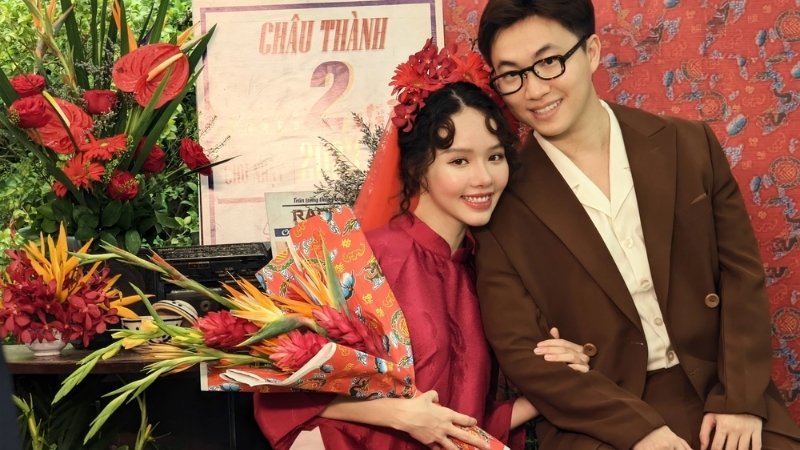 Nghi thức hiện đại đã giản lược các bước rườm rà, chỉ giữ lại dạm ngõ, ăn hỏi và rước dâu