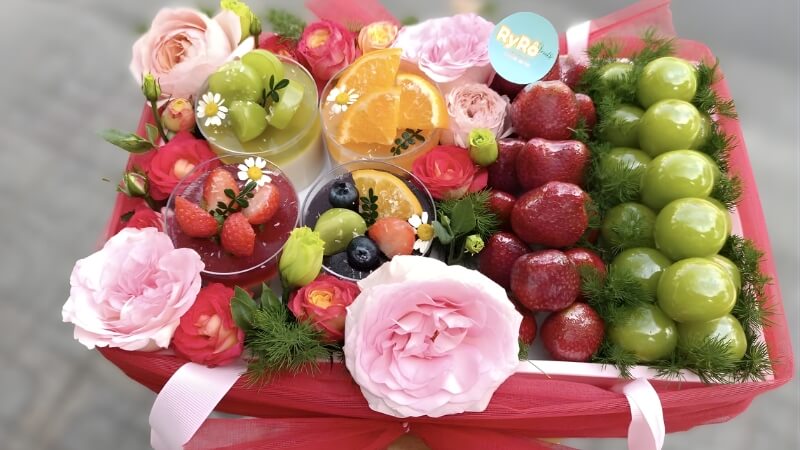 Combo đơn giản (trái cây + bánh)