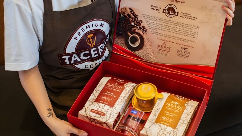 Trà hoặc cà phê