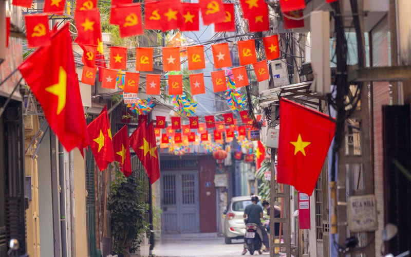 Lời chúc 30/4 cho bạn gái