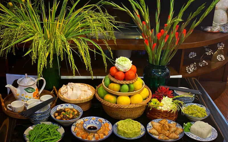 Mâm lễ cúng mặn đầy đủ