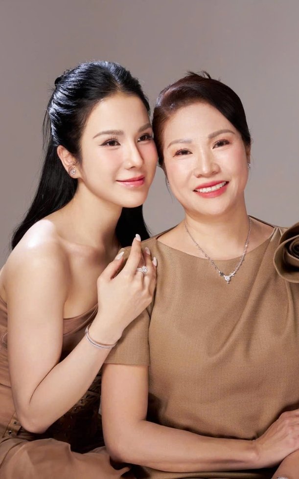 Tổng hợp 50+ lời chúc mừng ngày của mẹ tiếng Anh hay, ý nghĩa