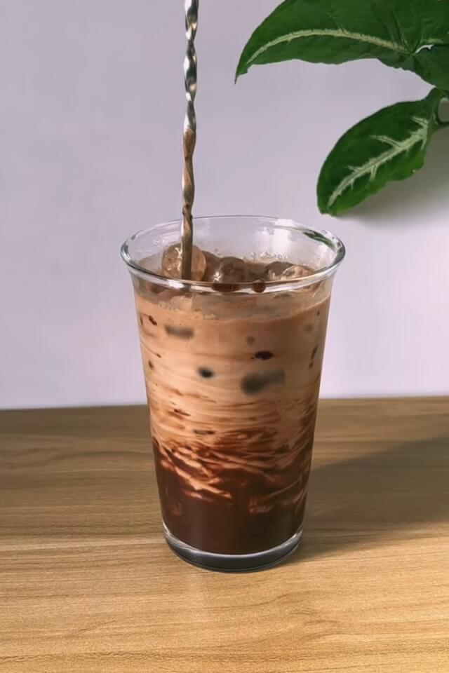 Mách bạn cách pha ca cao với sữa đặc thơm béo, đậm đà không bị vón cục