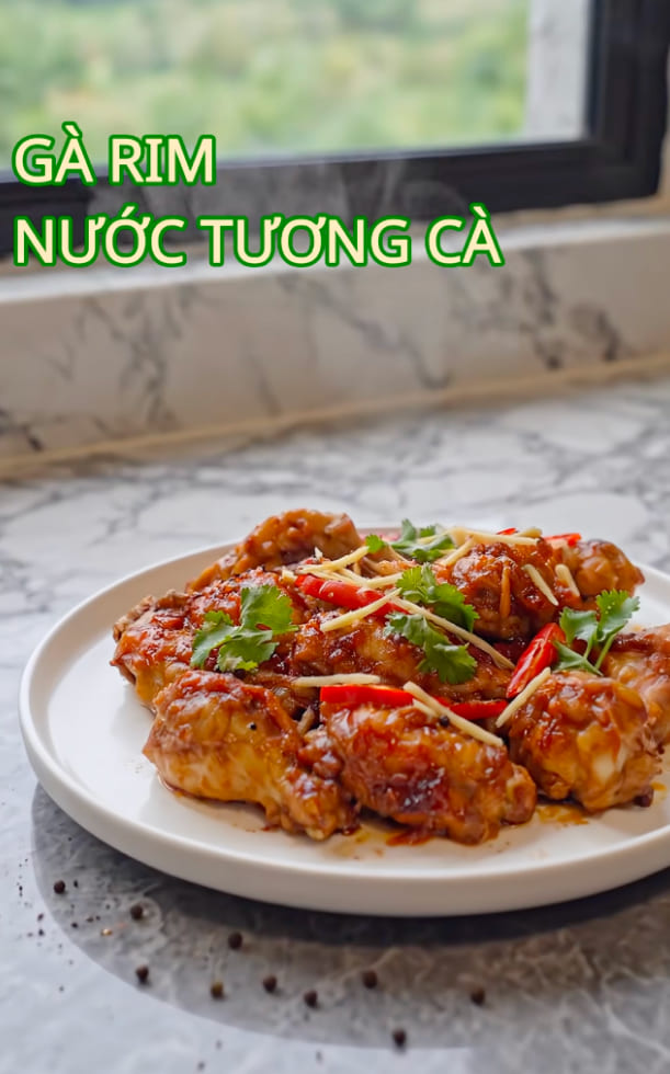 Khám phá công thức làm gà rim nước tương cà đơn giản, lạ miệng