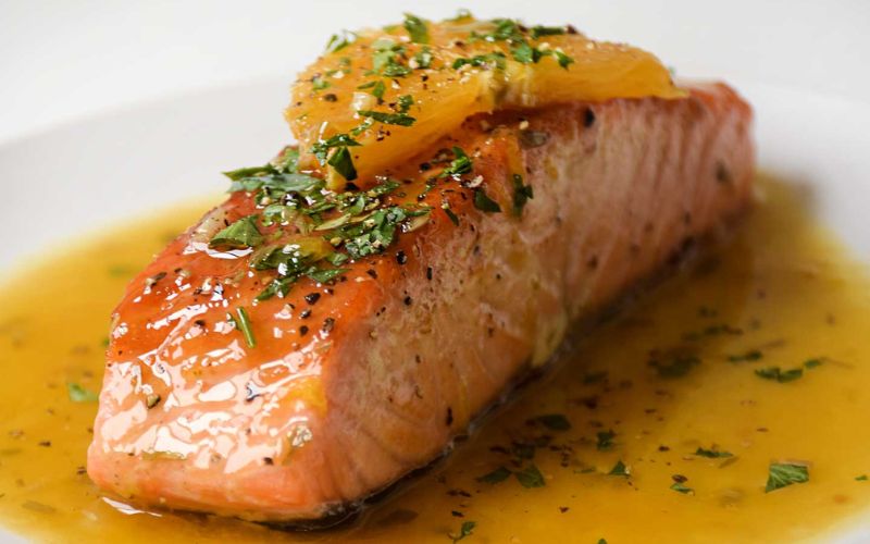 Cá hồi giàu omega-3 hỗ trợ trí nhớ và tăng tập trung Cá hồi giàu omega-3 hỗ trợ trí nhớ và tăng tập trung