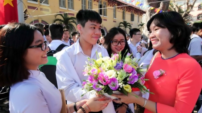 Mẫu thư tri ân của học sinh lớp 9 gửi thầy cô trước kỳ thi chuyển cấp Mẫu thư tri ân của học sinh lớp 9 gửi thầy cô trước kỳ thi chuyển cấp
