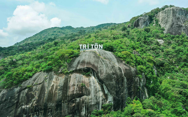 Thời điểm đẹp nhất để du lịch 7 Núi An Giang