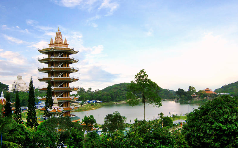 Hồ Thủy Liêm