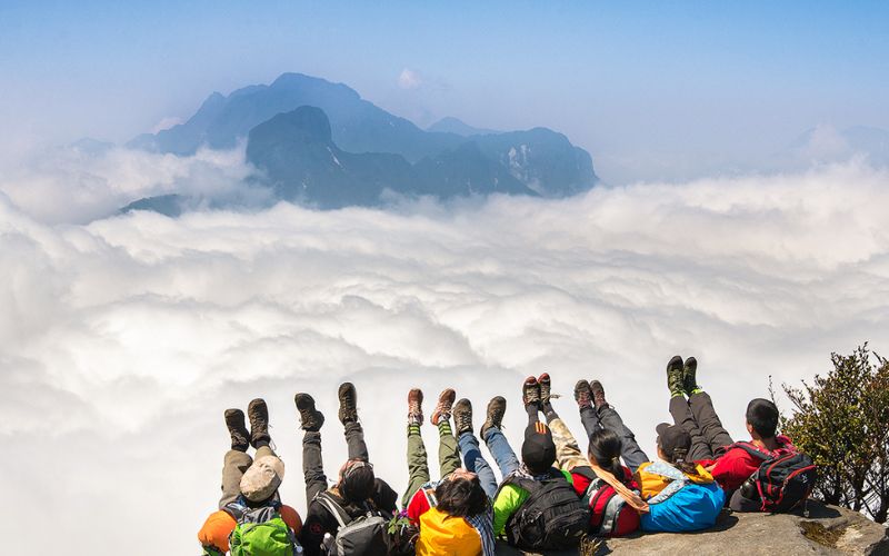 Sáng sớm là thời điểm Y Tý xuất hiện biển mây đẹp nhất