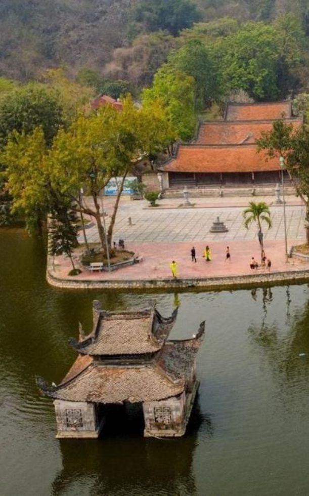 Kinh nghiệm du lịch chùa Thầy cổ nổi tiếng ở Hà Nội