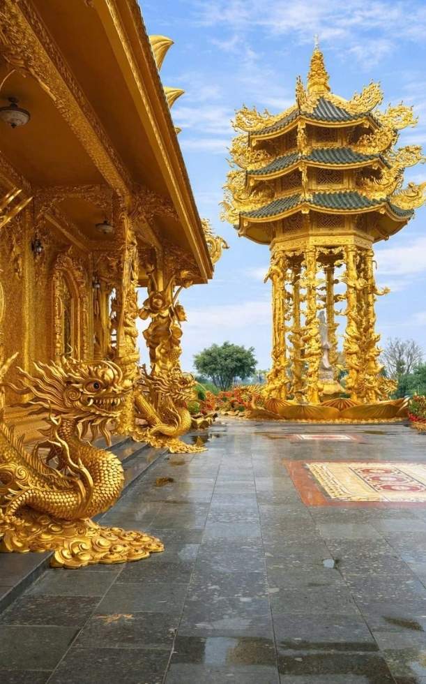 Kinh nghiệm du lịch chùa Phúc Lâm nổi tiếng dát vàng ở Hưng Yên