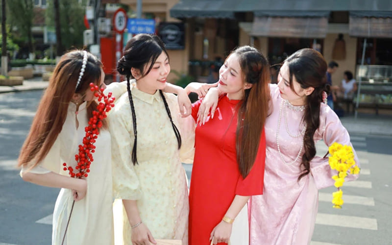 Giờ đẹp xuất hành tháng 7/2026