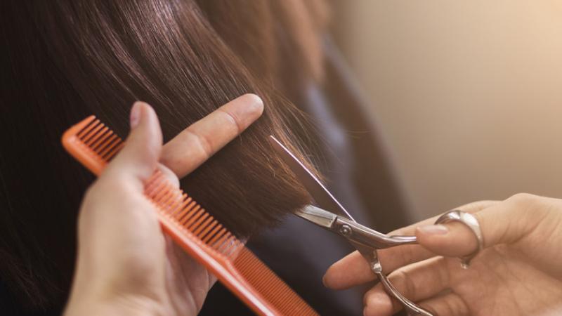 Vì sao nên xem lịch cắt tóc tháng 7/2026?