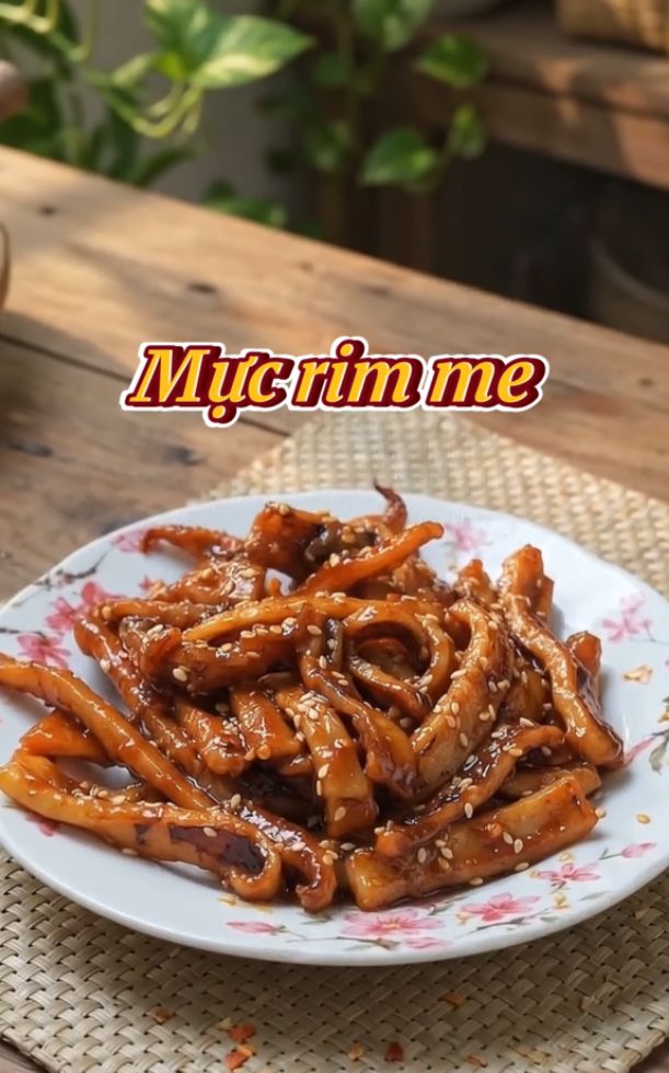 Cách làm mực rim me chua chua cay cay, ăn vặt hay làm mồi nhậu đều ngon