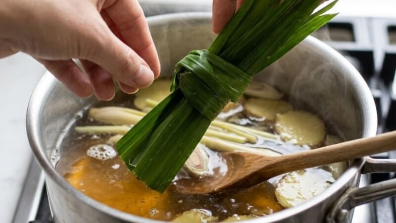 Cách nấu nước sả gừng dứa đường phèn