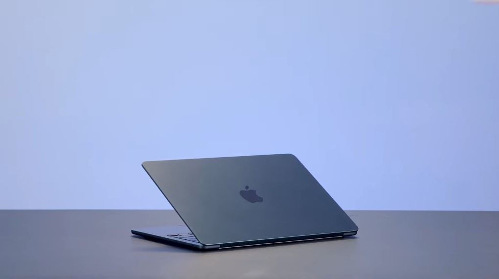 MacBook Air 13 inch M2 16GB/256GB/10GPU - Chính hãng