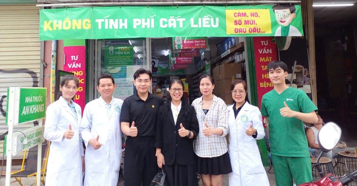 Nhà thuốc An Khang đồng hành cùng Hội thi “Bàn Tay Vàng” bộ môn Dược 2025