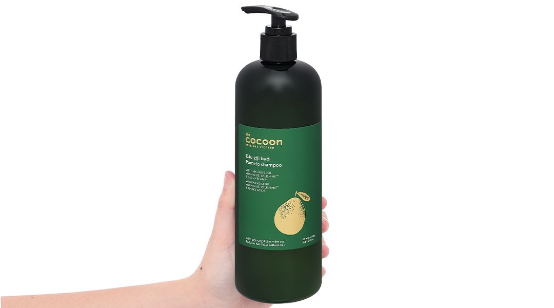 Dầu gội Cocoon Bưởi giúp mềm tóc, giảm gãy rụng