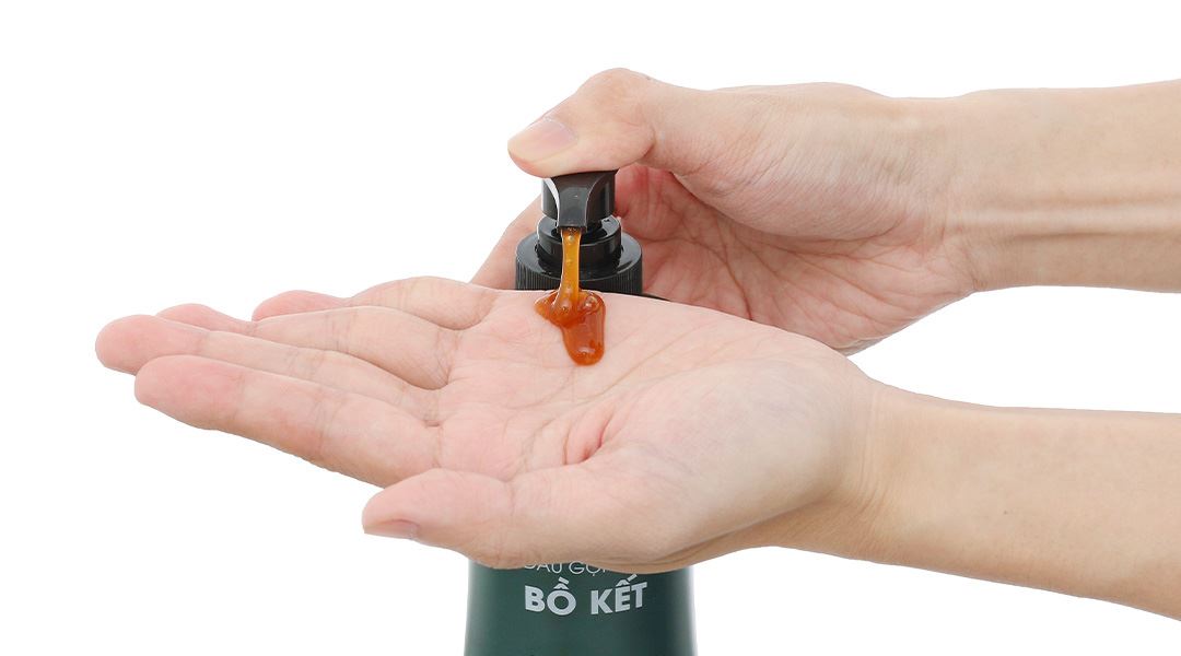 Dầu gội bồ kết Lộc Xuân làm sạch gàu, phục hồi hư tổn