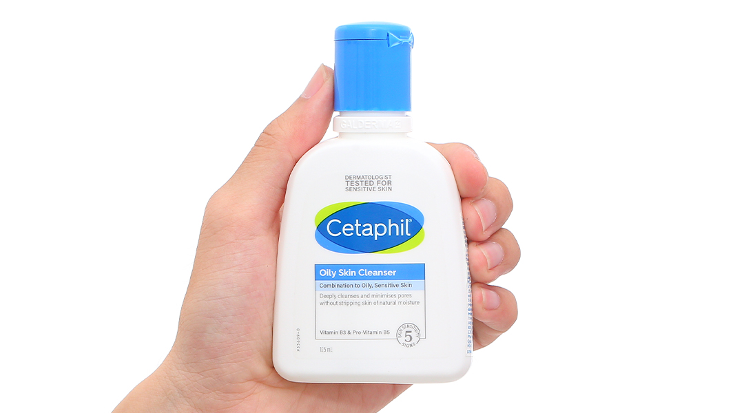 Sữa rửa mặt Cetaphil Oily Skin Cleanser dịu lành cho da dầu, nhạy cảm