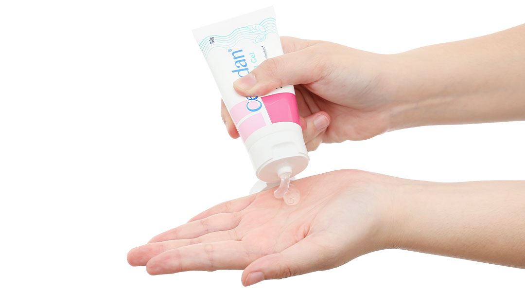 Gel Ceradan Soothing làm dịu vùng da ngứa, mẩn đỏ