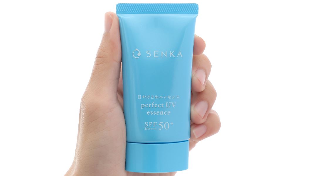 Kem chống nắng Senka Perfect UV Essence SPF 50+/PA++++ giúp nâng tông