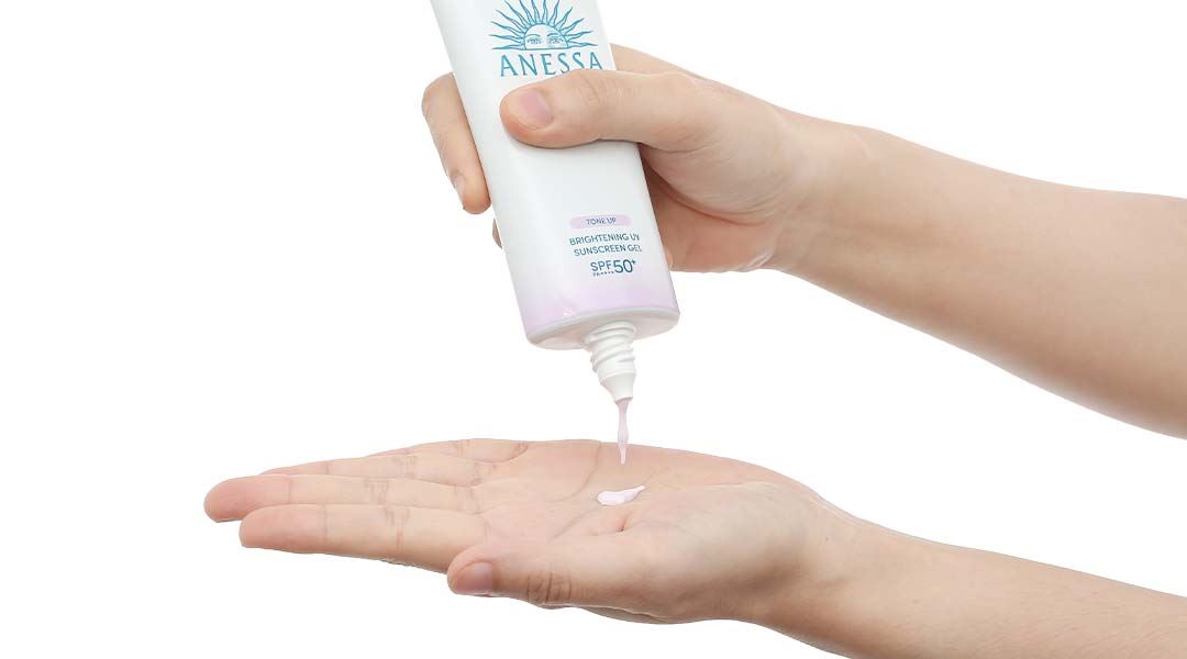 Gel chống nắng Anessa Brightening UV SPF50+/PA++++ dưỡng sáng da, nâng tông tuýp 90g - 28