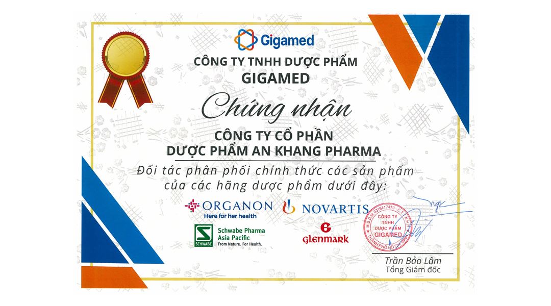 Thuốc mỡ tra mắt TobraDex trị nhiễm khuẩn mắt