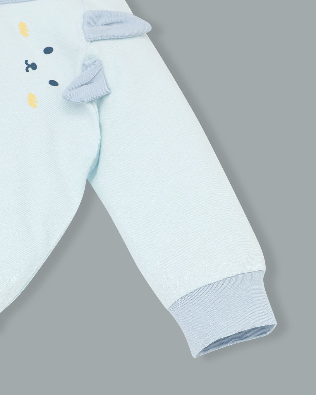 Bodysuit cài chéo tai thỏ xinh xắn La Pomme màu be 15