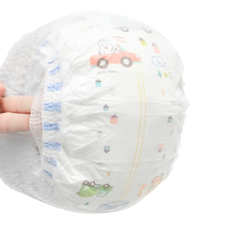 Tã quần cho bé gái Moony size XL 38 miếng (12 - 22 kg) - Giao bao bì ngẫu nhiên 39