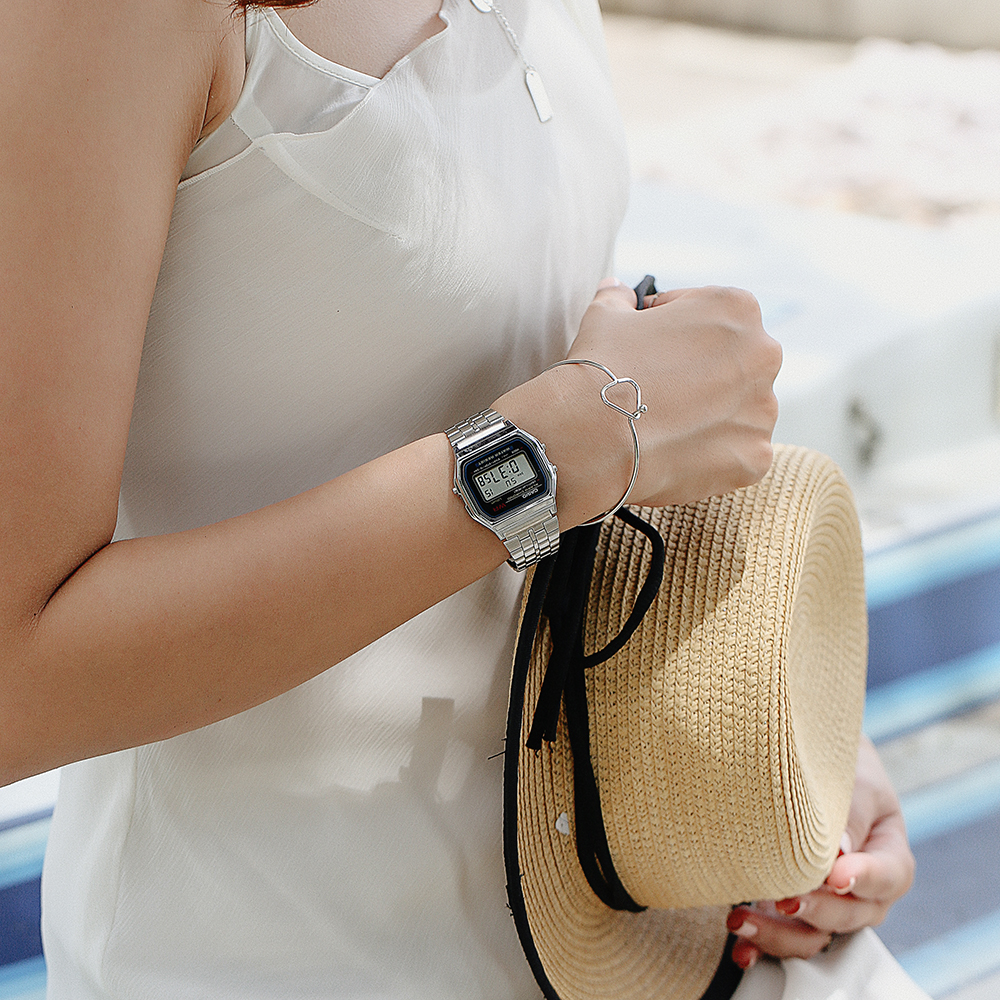 đồng hồ đeo tay nữ chính hãng