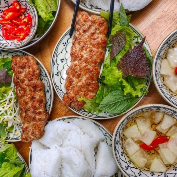 Cách làm bún chả quạt thơm ngon bằng bếp hồng ngoại tại nhà đơn giản