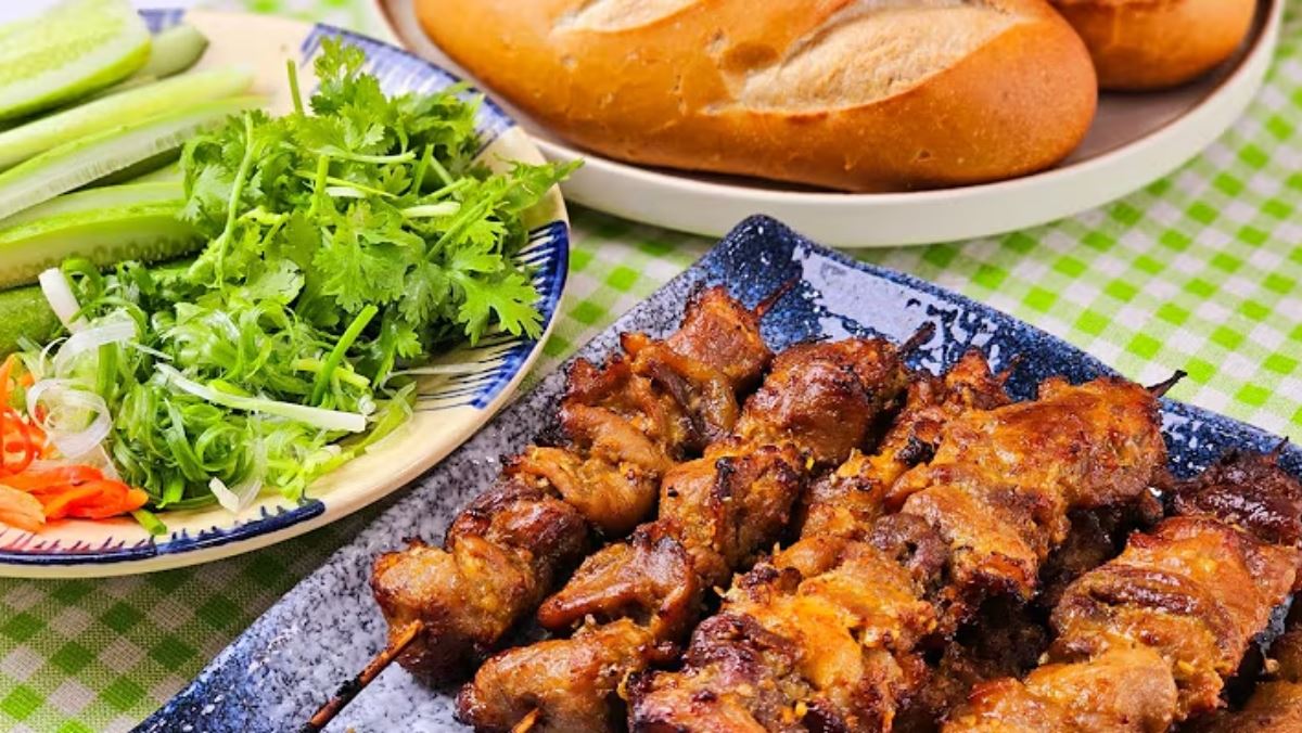 Cách làm bánh mì thịt xiên nướng