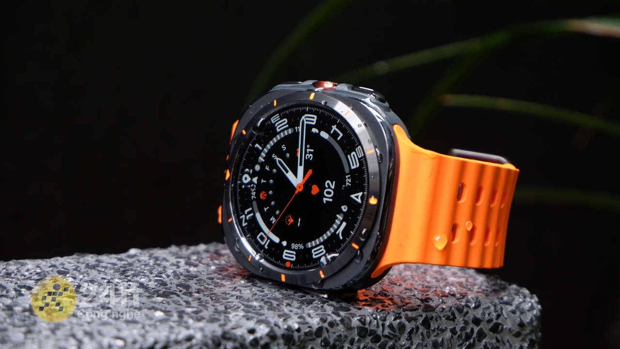 Ưu thế thiết kế Galaxy Watch Ultra cũng chính là điểm đáng mua nhất