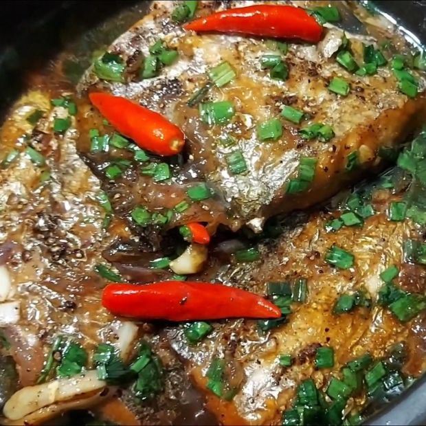 Cách làm cá hố kho tiêu thơm ngon đưa cơm bằng nồi đất đơn giản