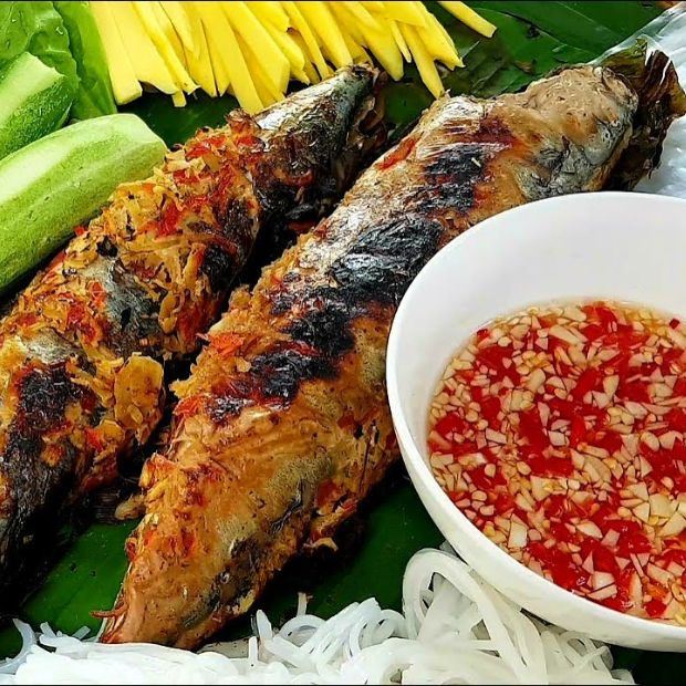 Cách làm cá nục nướng bằng nồi chiên không dầu cuốn bánh tráng ngon đáo để