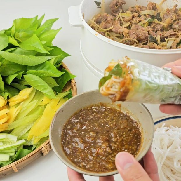Cách làm bắp bò cuốn bánh tráng