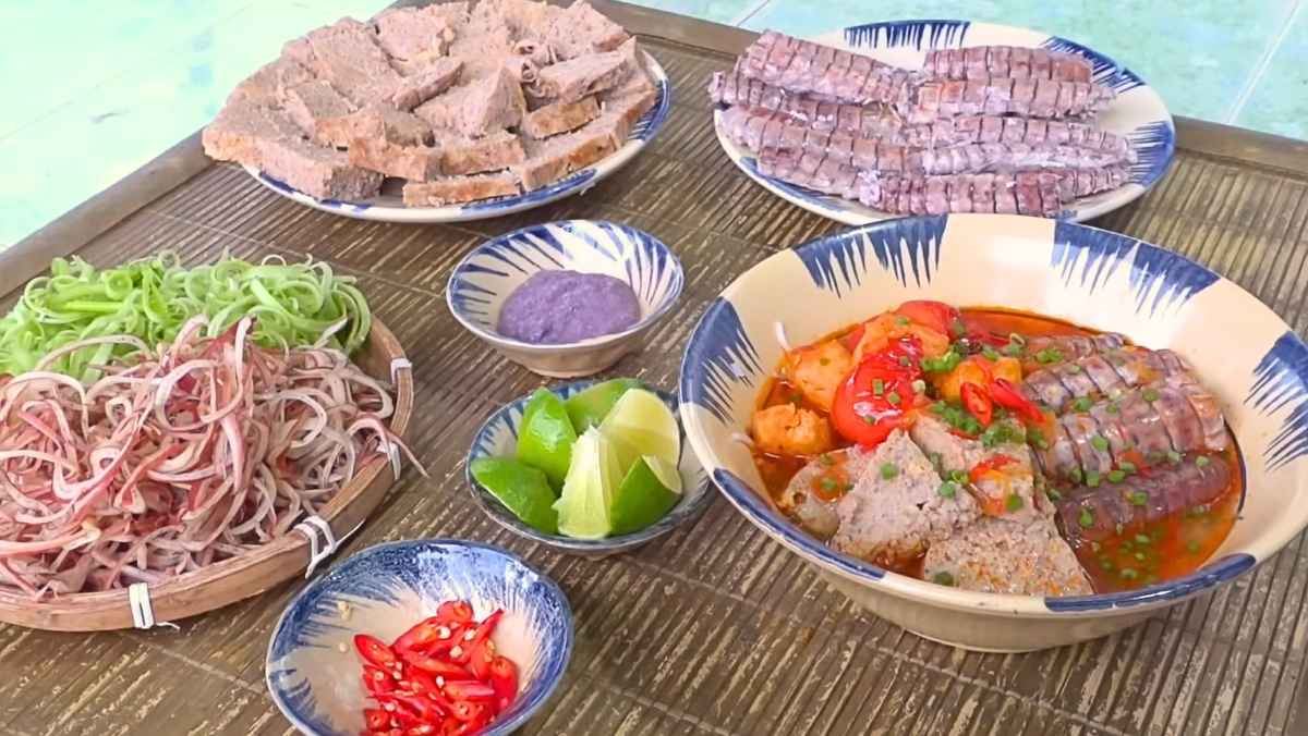 Bún riêu bề bề