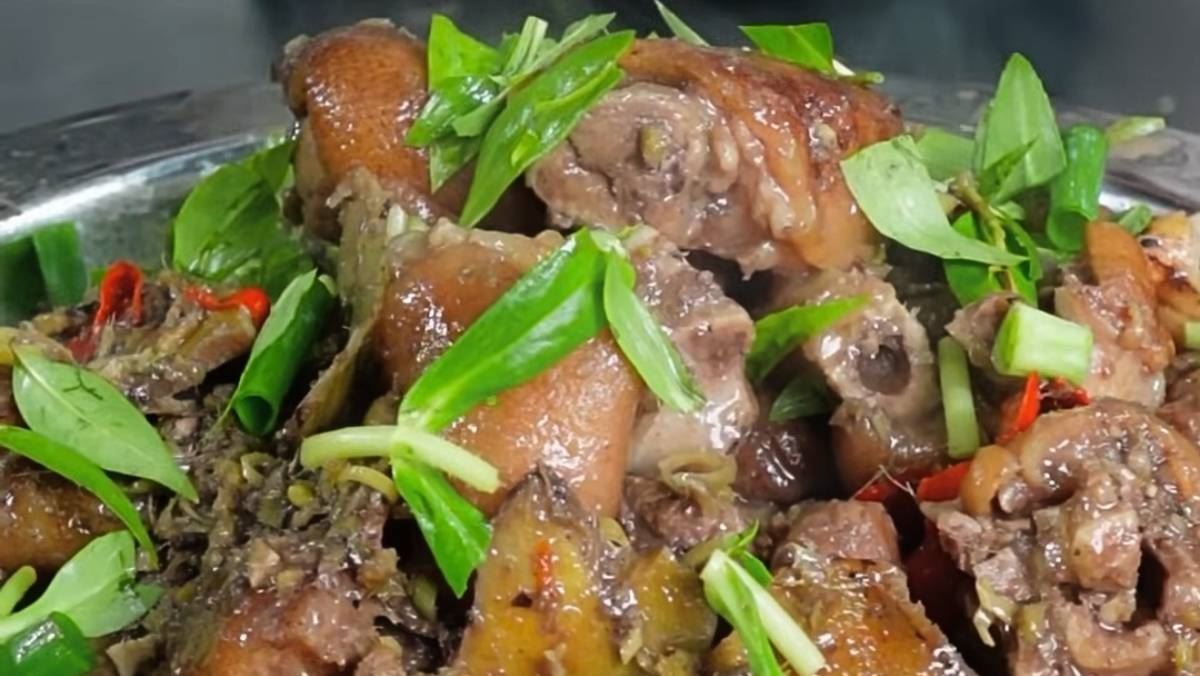 giò heo nấu giả cầy miền bắc