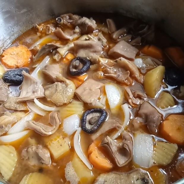 Cách làm bao tử hầm tiêu đen thơm ngon, chuẩn vị đãi cả gia đình tại nhà